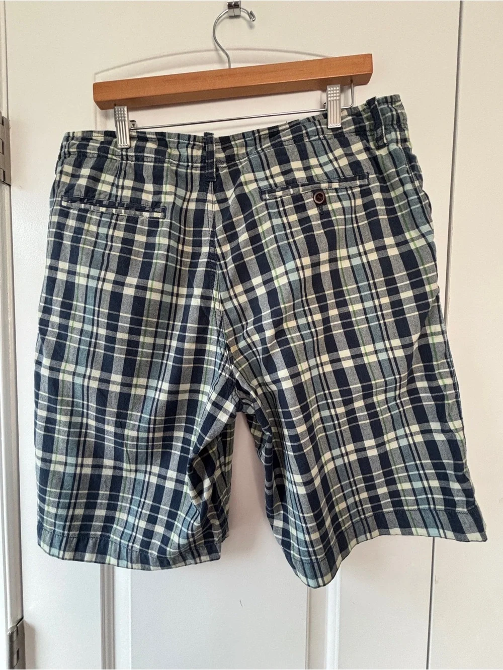J. Crew Men’s Navy, White & Light Green Plaid Flat Front Shorts